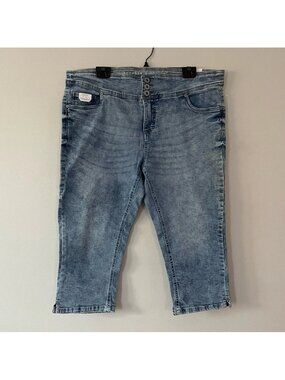 NEW Frankie & Stella Acid Wash Stretch Capri Jeans Size 20W